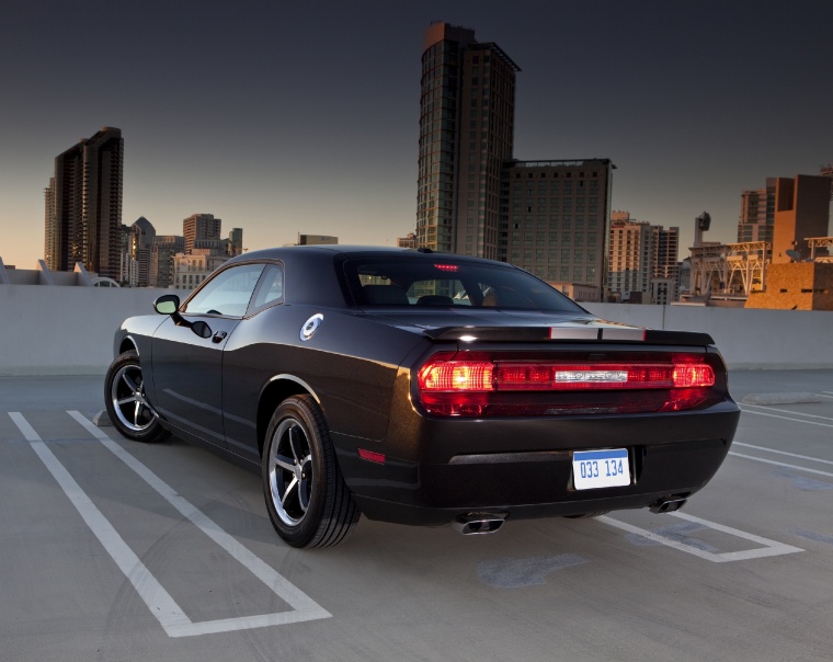 2011 Dodge Challenger SE Picture