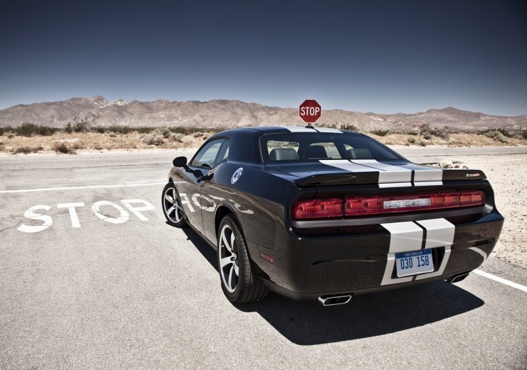 2012 Dodge Challenger SRT8 Picture