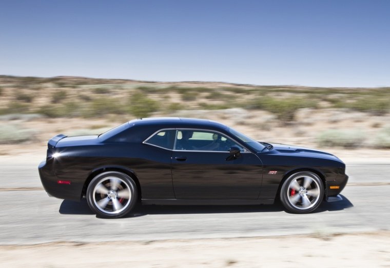 2012 Dodge Challenger SRT8 Picture
