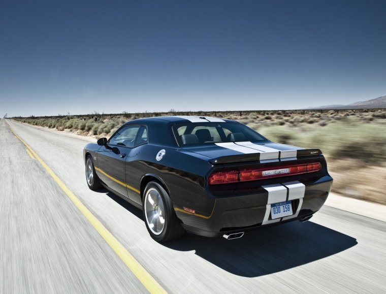 2012 Dodge Challenger SRT8 Picture