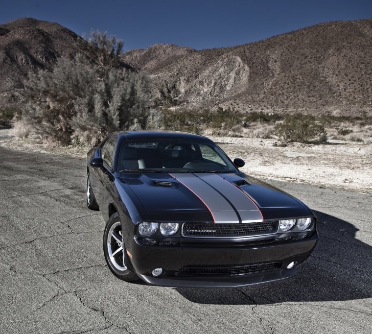 2012 Dodge Challenger SXT Picture