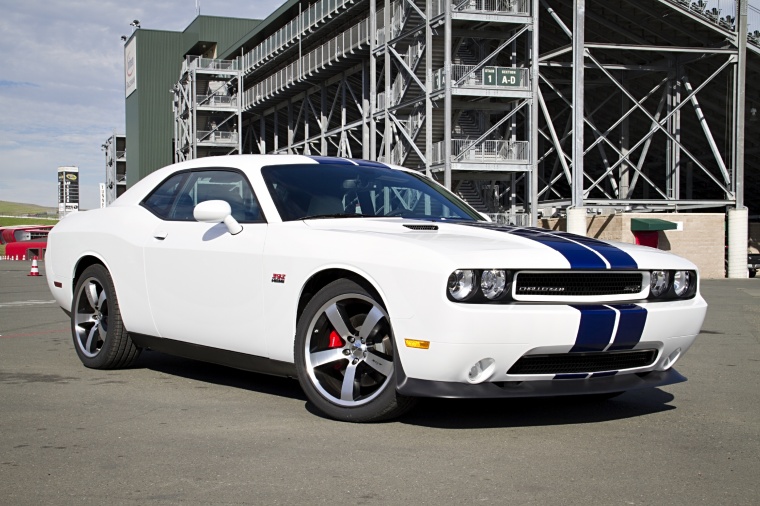 2014 Dodge Challenger SRT8 Picture