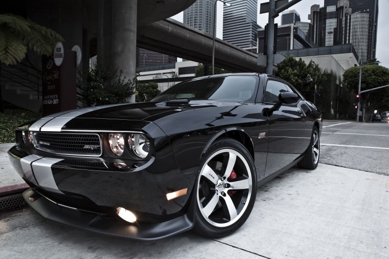 2014 Dodge Challenger SRT8 Picture