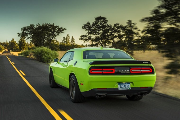 2015 Dodge Challenger SRT Hellcat Picture