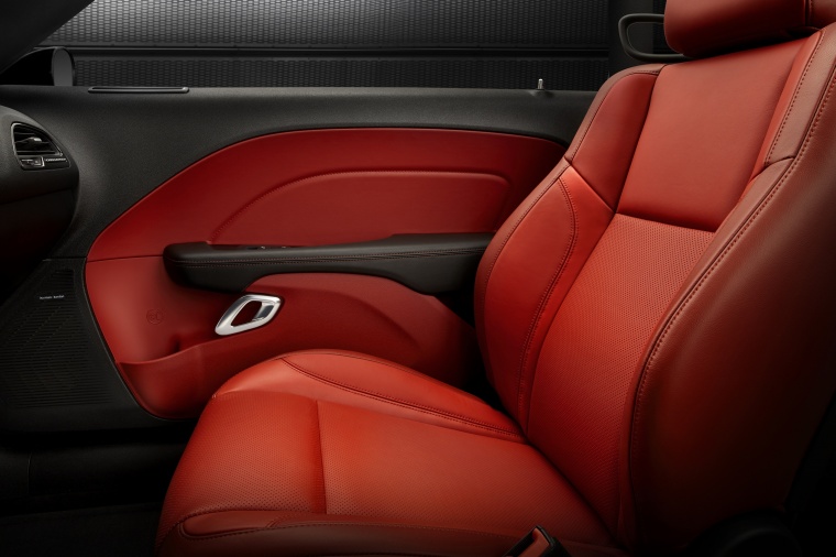 2016 Dodge Challenger SXT Plus Front Seats Picture