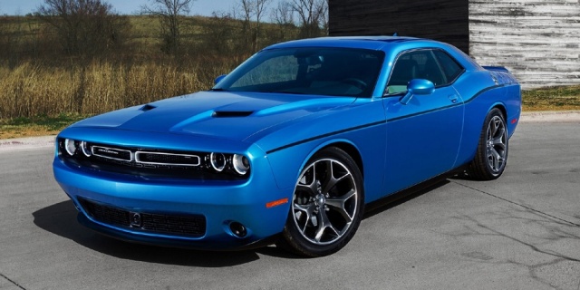 2016 Dodge Challenger Pictures