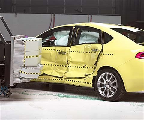 2014 Dodge Dart IIHS Side Impact Crash Test Picture