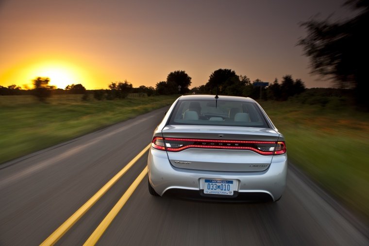 2015 Dodge Dart Limited Picture