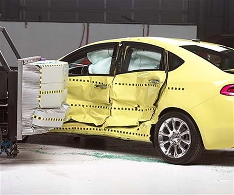 2015 Dodge Dart IIHS Side Impact Crash Test Picture