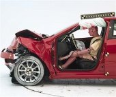 2015 Dodge Dart IIHS Frontal Impact Crash Test Picture
