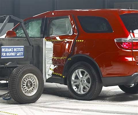 2012 Dodge Durango IIHS Side Impact Crash Test Picture