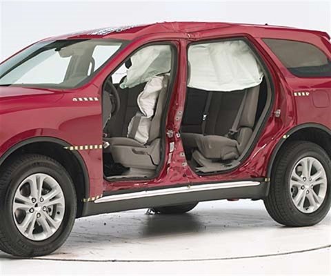 2013 Dodge Durango IIHS Side Impact Crash Test Picture