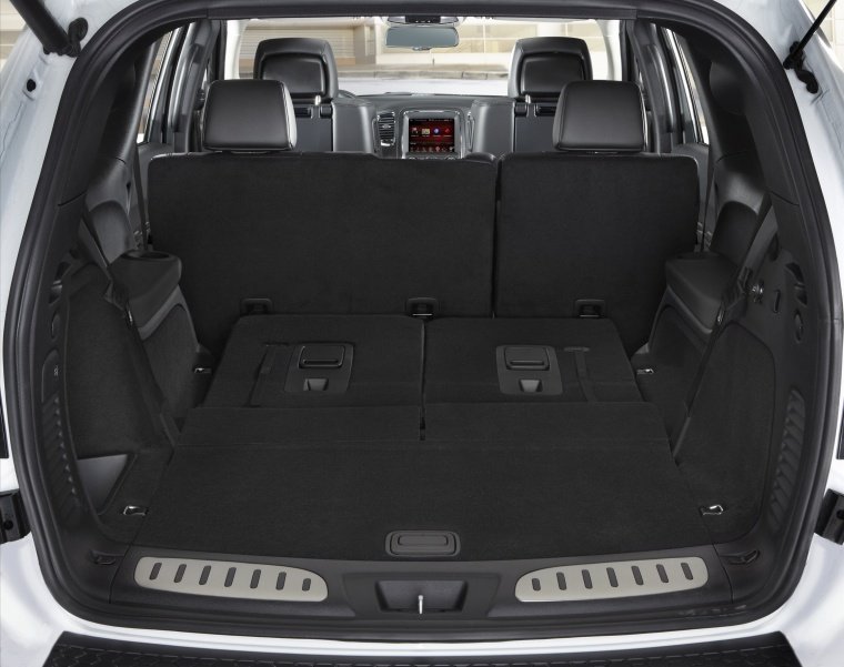 2016 Dodge Durango Trunk Picture
