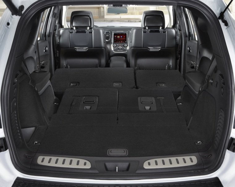 2016 Dodge Durango Trunk Picture