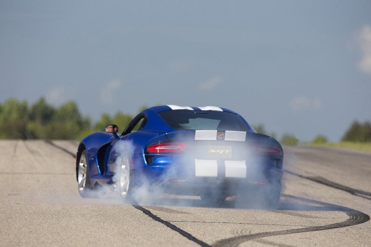 2013 Dodge SRT Viper GTS Picture