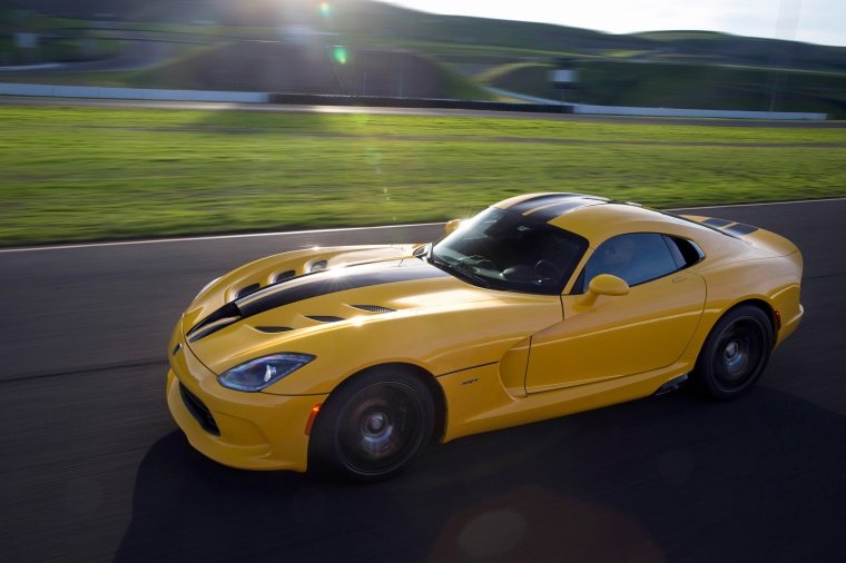 2015 Dodge Viper SRT Picture