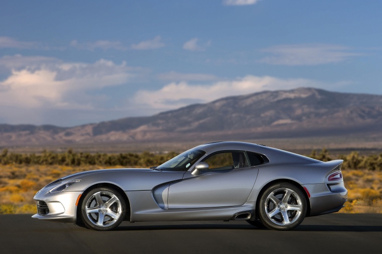 2016 Dodge Viper SRT Picture