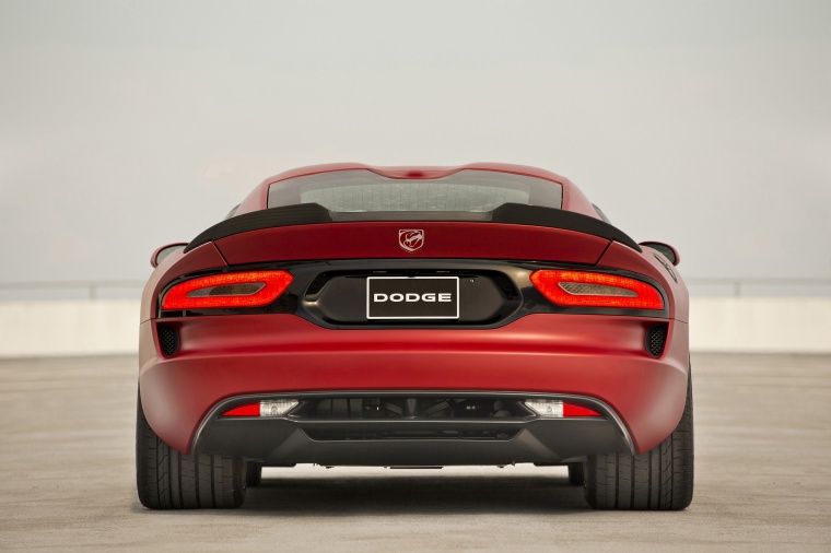 2016 Dodge Viper GTC Picture