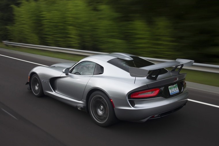 2016 Dodge Viper GTC Picture
