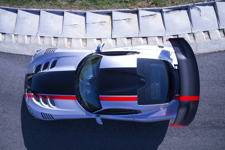 2016 Dodge Viper ACR Picture