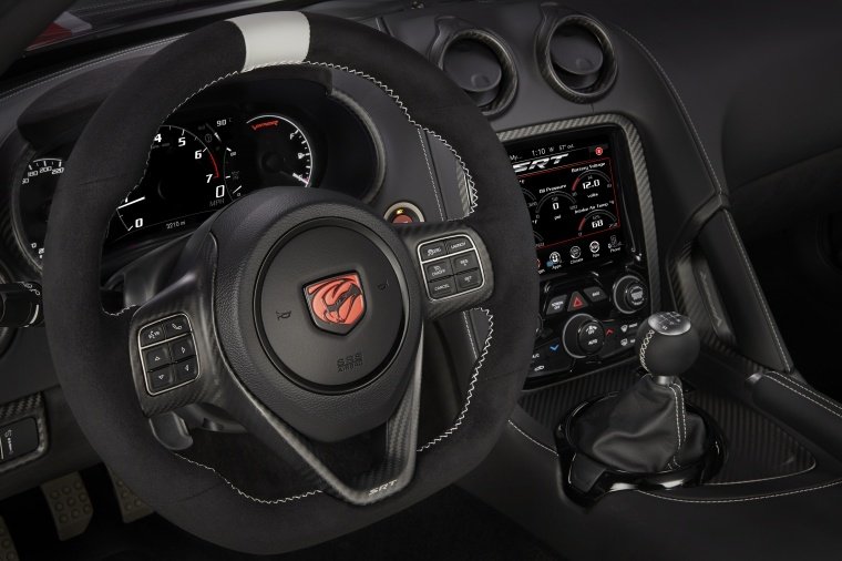 2016 Dodge Viper ACR Interior Picture