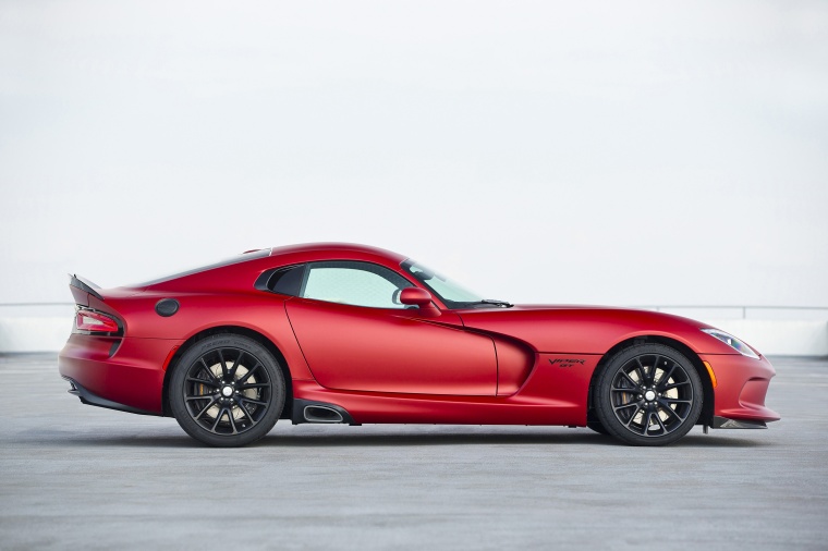 2017 Dodge Viper GTC Picture