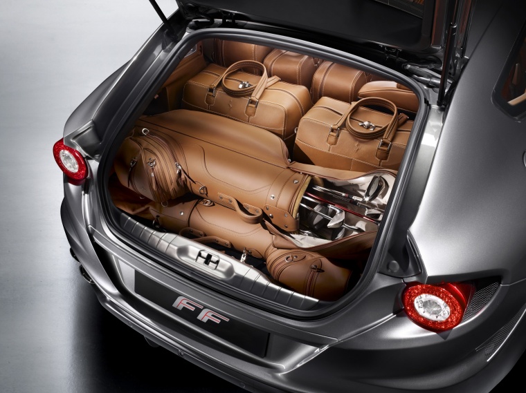 2013 Ferrari FF Coupe Trunk Picture