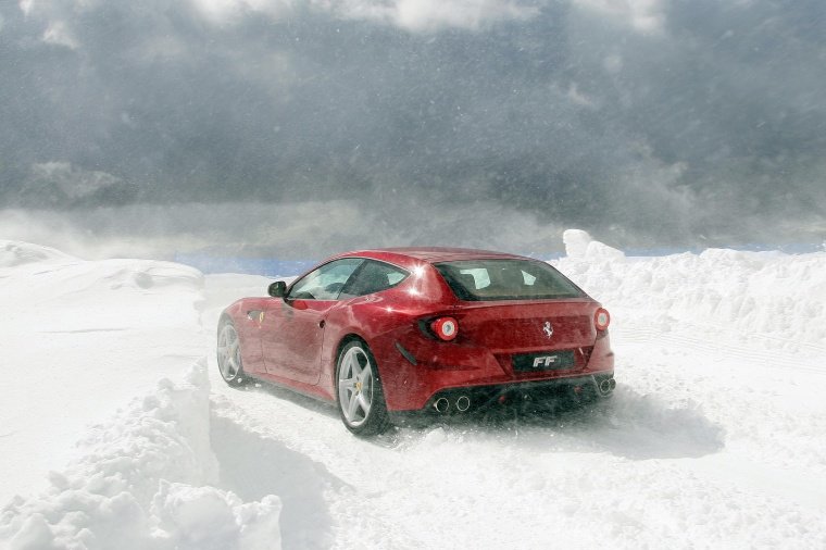 2014 Ferrari FF Coupe Picture