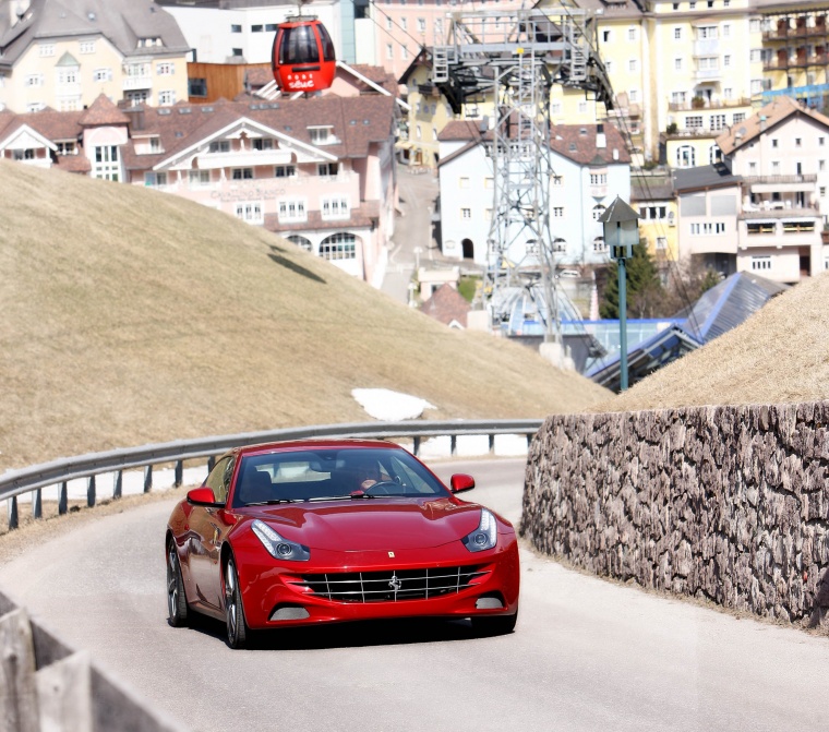 2014 Ferrari FF Coupe Picture