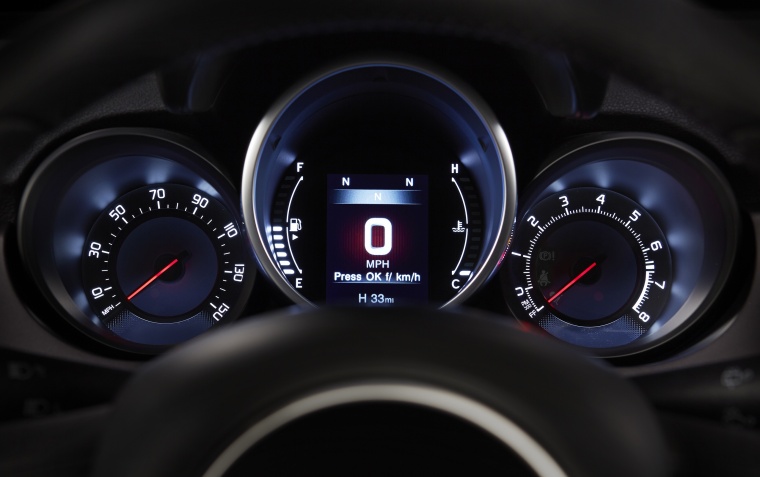 2016 Fiat 500X Gauges Picture