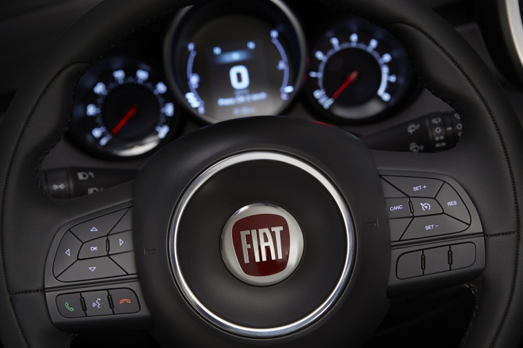 2016 Fiat 500X Gauges Picture