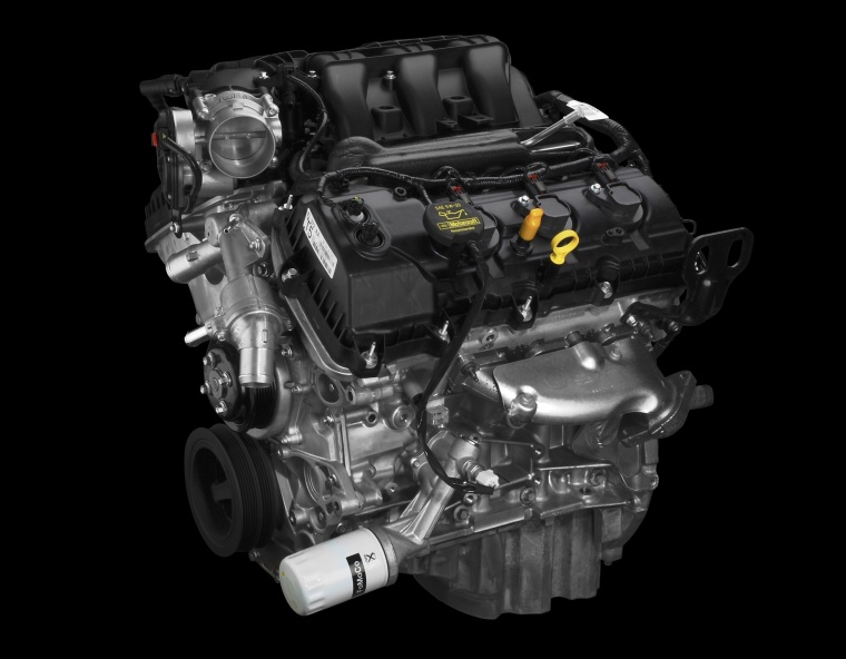 2013 Ford Edge Sport 3.7-liter V6 Engine Picture