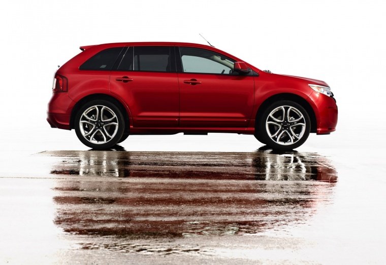 2014 Ford Edge Sport Picture