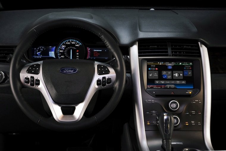 2014 Ford Edge Sport Cockpit Picture