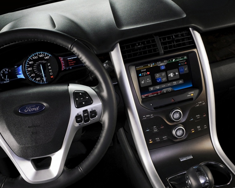 2014 Ford Edge Sport Center Stack Picture