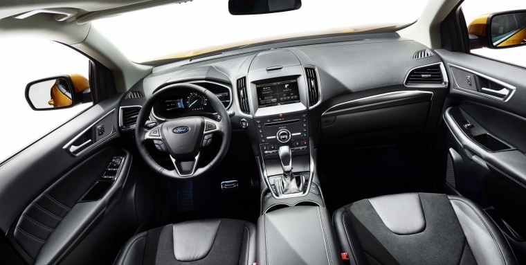 2017 Ford Edge Sport Cockpit Picture