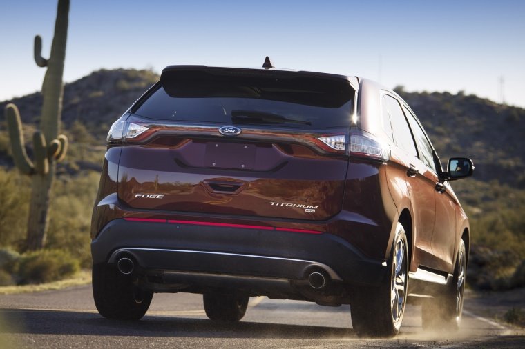 2017 Ford Edge Titanium Picture