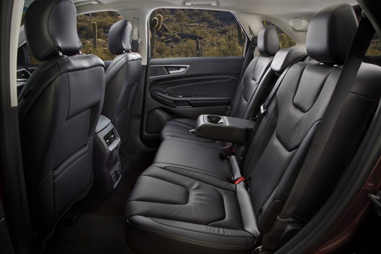 2017 Ford Edge Titanium Rear Seats Picture