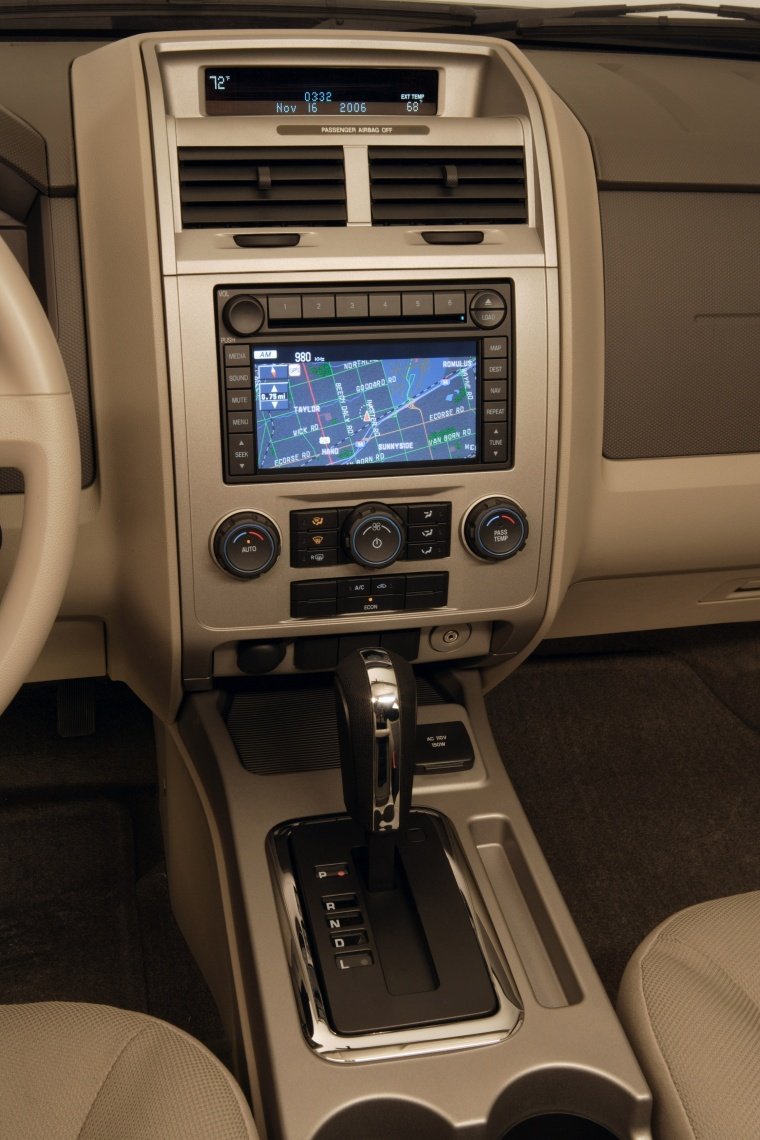 2012 Ford Escape Center Console Picture