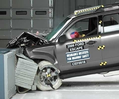 2012 Ford Escape Hybrid IIHS Frontal Impact Crash Test Picture
