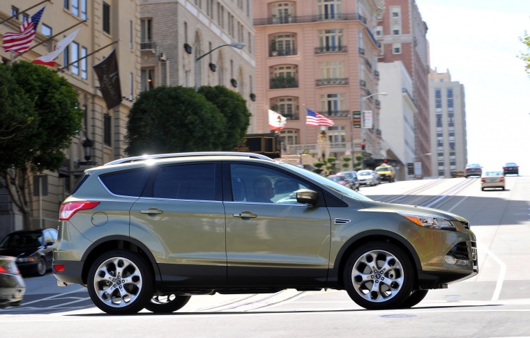 2013 Ford Escape Titanium 4WD Picture