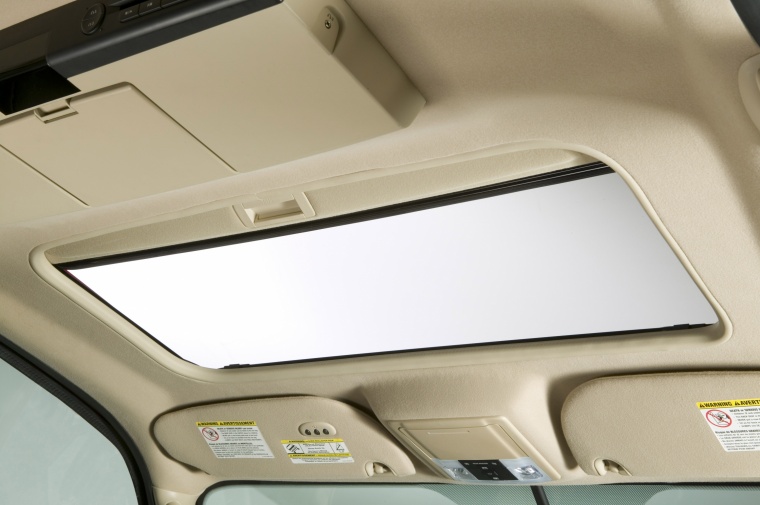 2010 Ford Expedition Moonroof Picture