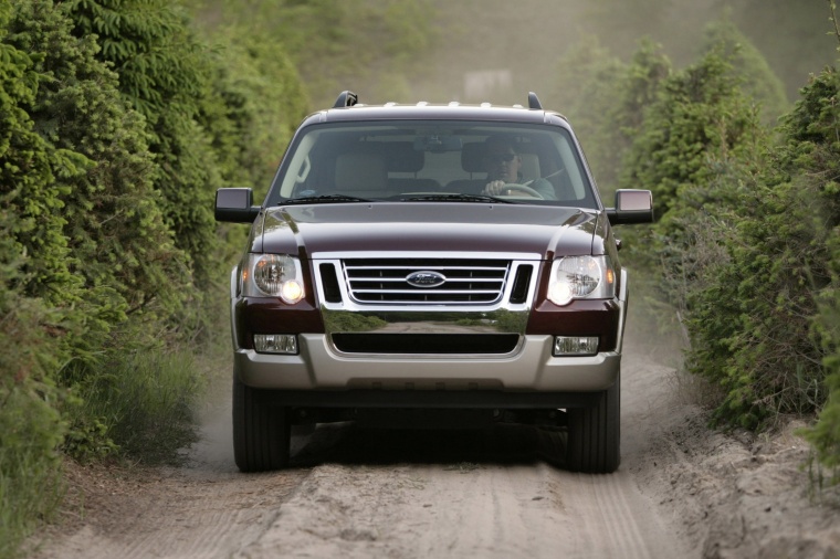 2010 Ford Explorer Eddie Bauer Picture