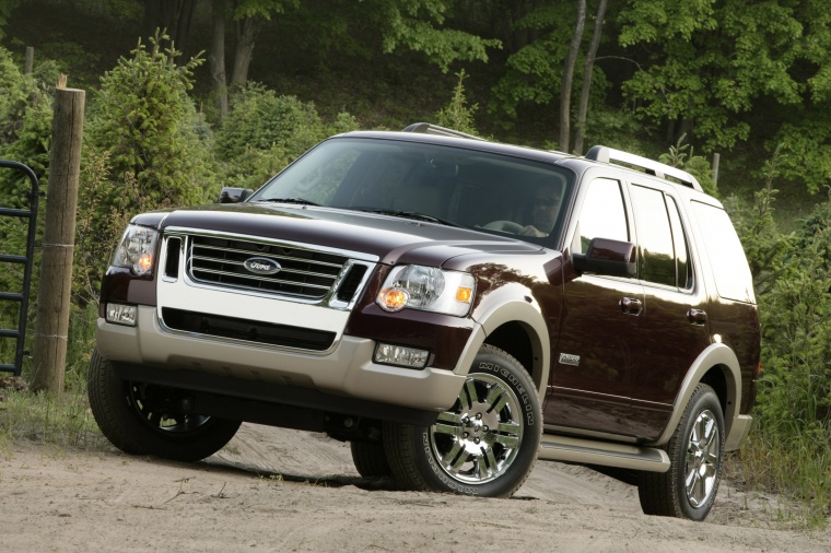 2010 Ford Explorer Eddie Bauer Picture