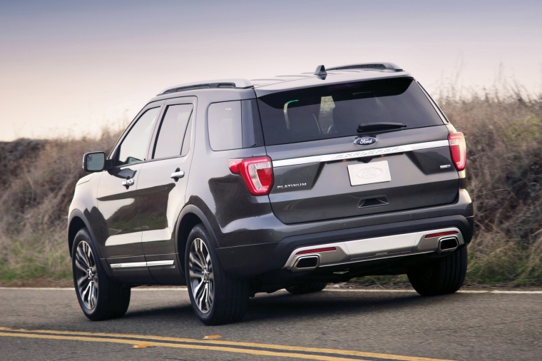 2016 Ford Explorer Platinum 4WD Picture