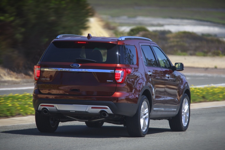 2018 Ford Explorer Limited 4WD Picture