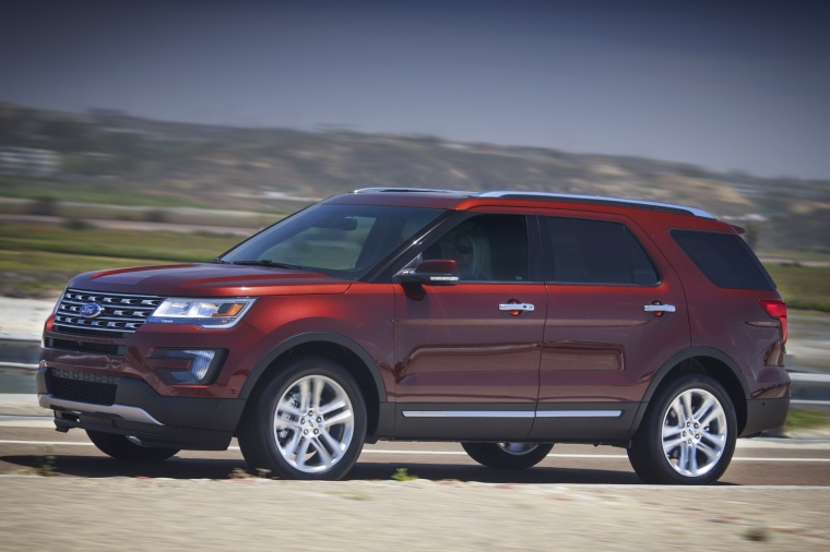 2018 Ford Explorer Limited 4WD Picture