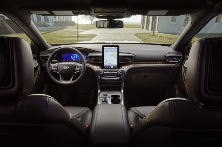 2020 Ford Explorer Platinum V6 EcoBoost 4WD Cockpit Picture