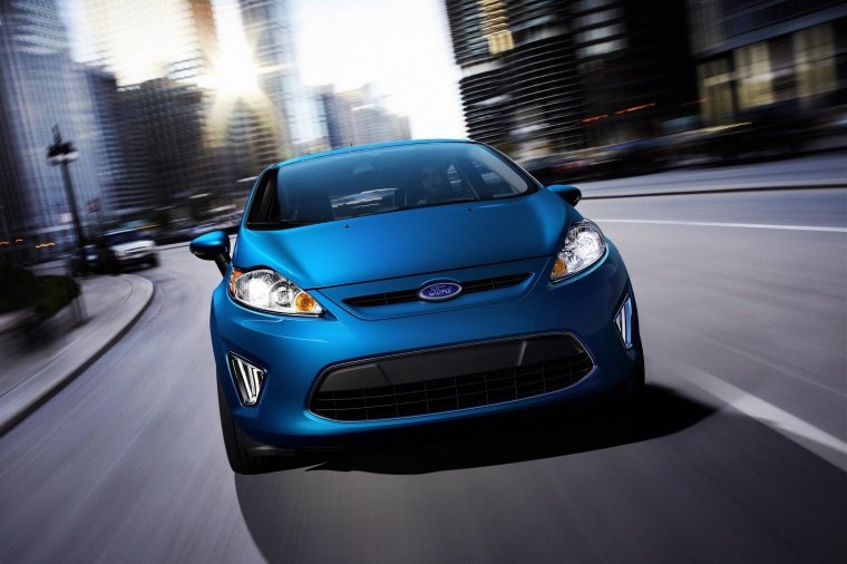 2012 Ford Fiesta Hatchback Picture