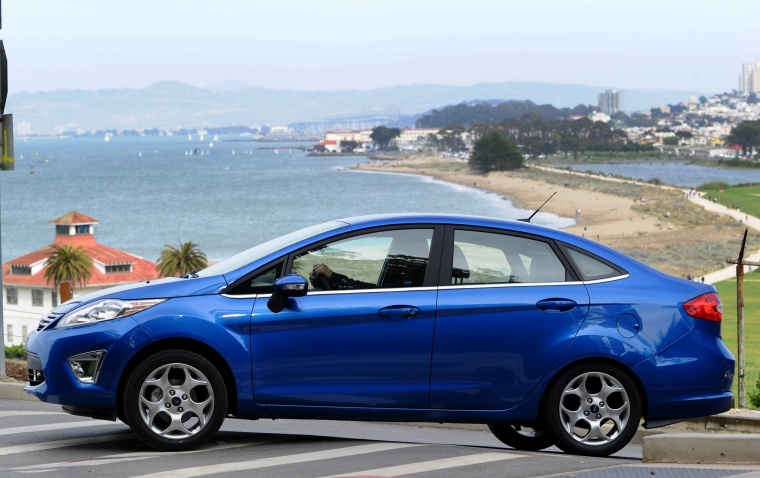 2012 Ford Fiesta Sedan Picture